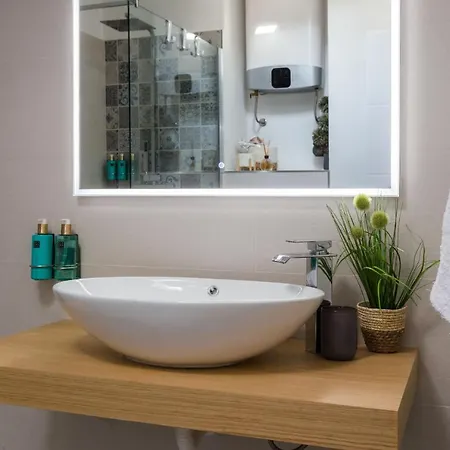 Lägenhet Kuki With Balcony *