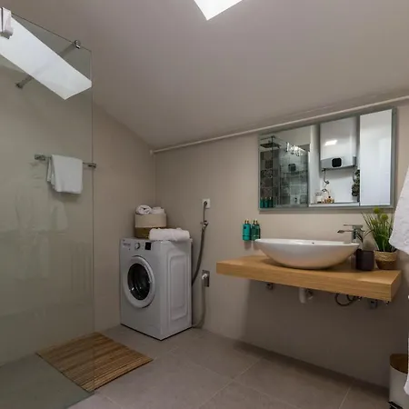 아파트 Kuki With Balcony 자다르