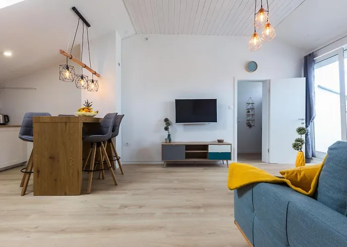 Kuki With Balcony Апартаменты